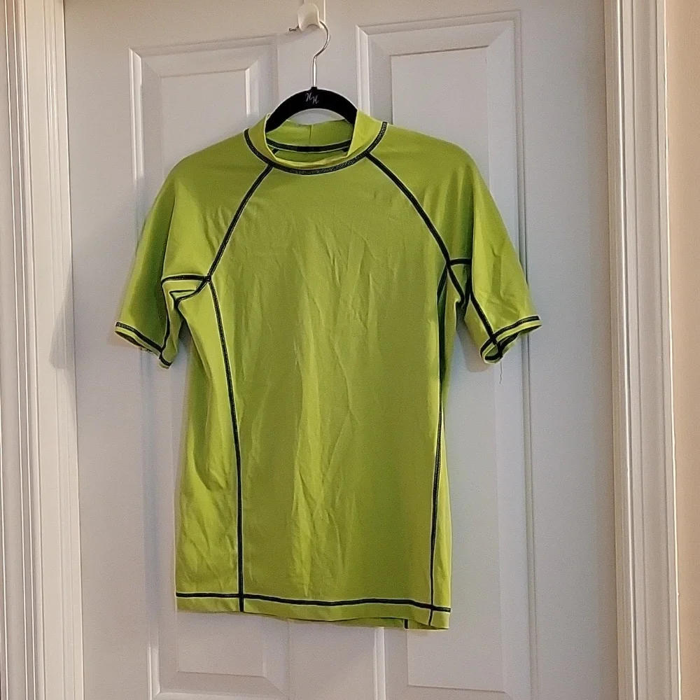 Lands end lime green rashguard large